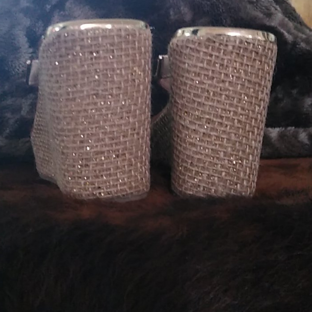 Aldo Wedge Sandals - Picture 4 of 7